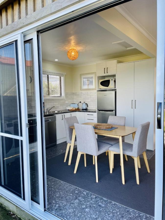 Stanley Village Waterfront Accommodation Exterior photo